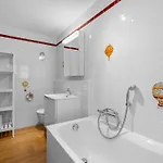 Les Aiguilles Vertes Rez Superieur By Interhome *