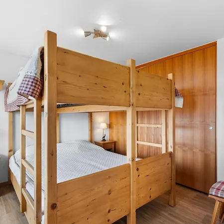 Les Aiguilles Vertes Rez Superieur By Interhome Apartman *