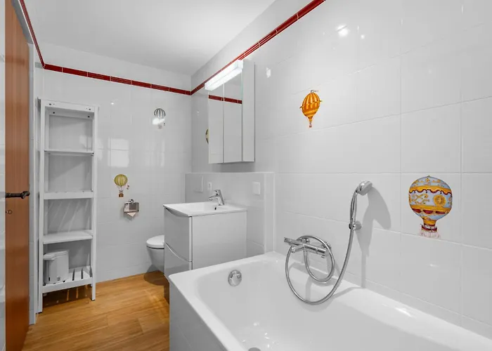 Les Aiguilles Vertes Rez Superieur By Interhome *