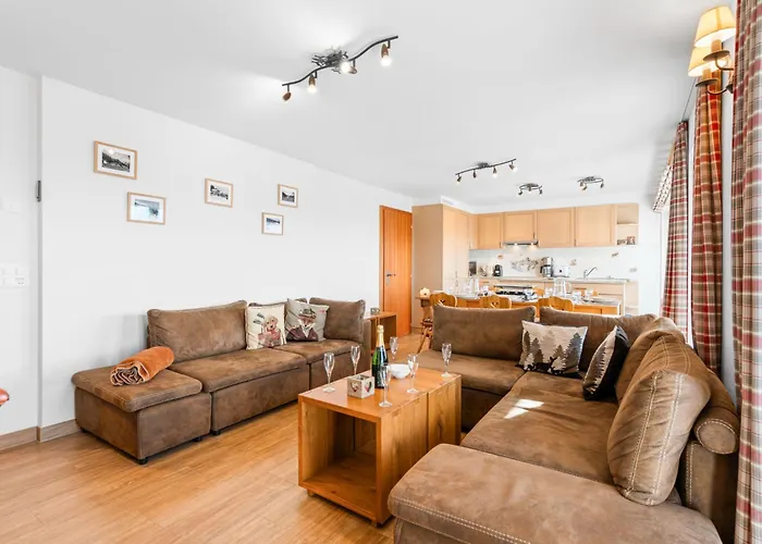 Les Aiguilles Vertes Rez Superieur By Interhome *